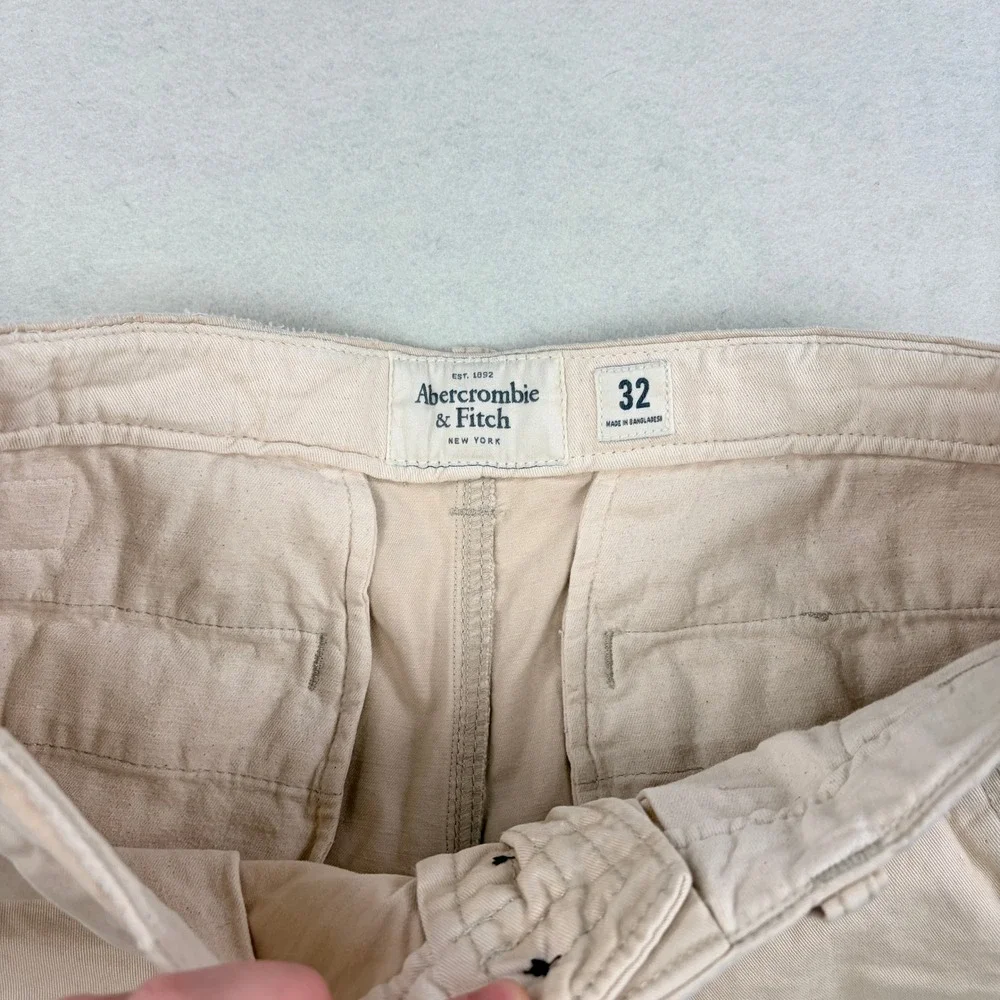 VTG Abercrombie & Fitch Mens Khaki Tan Cotton Twill Button Fly Chino Shorts 32
